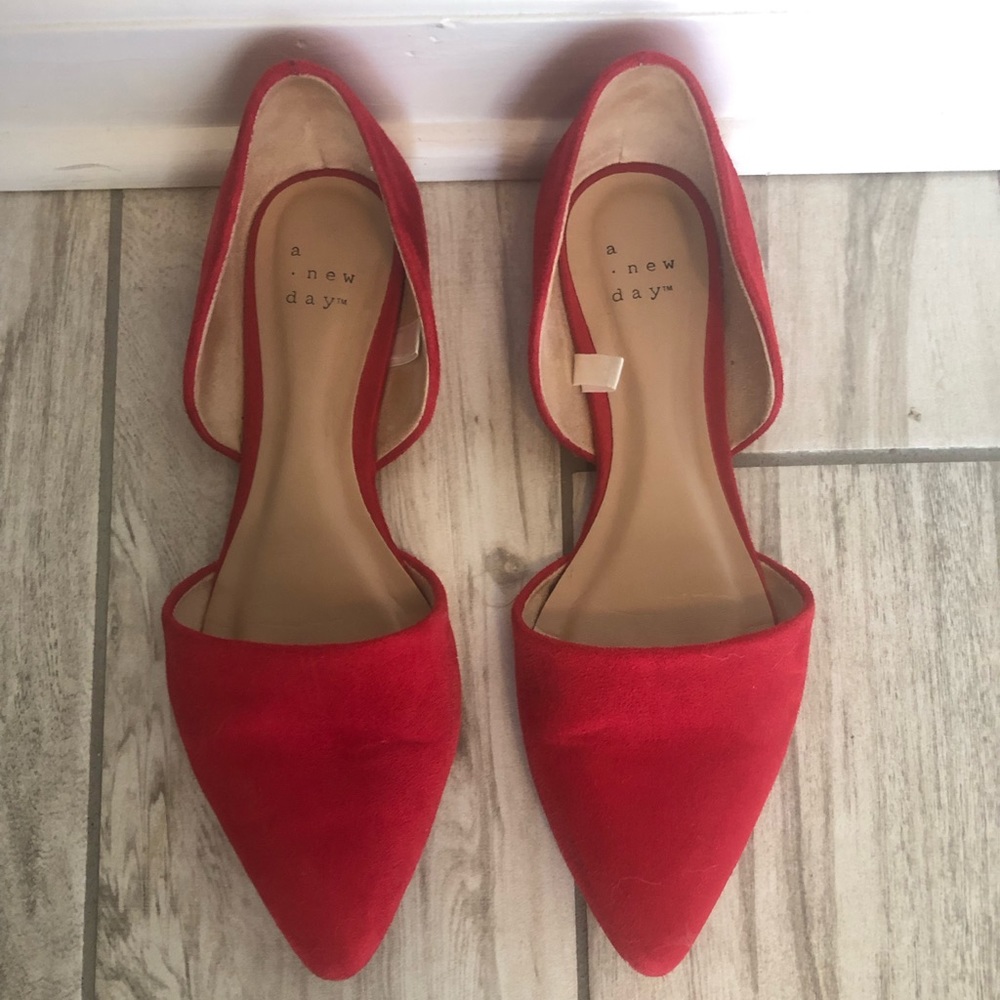 Fire engine red flats in great condition